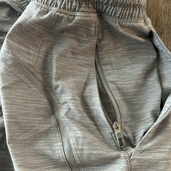 Lululemon Pace Breaker Shorts. 7 inches. Gray. - Picture 6 of 10